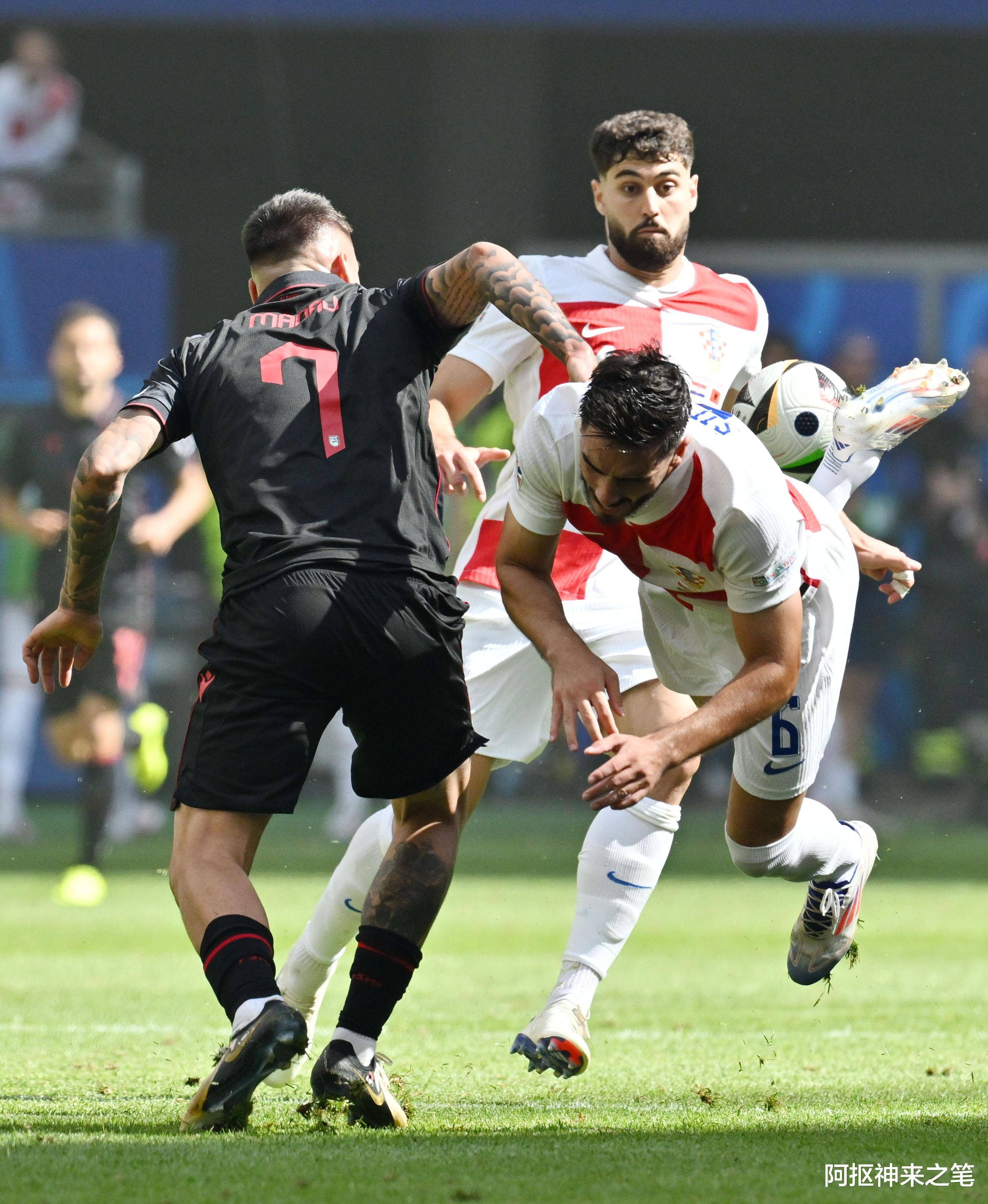 星空体育首页-太狠了！莱比锡今晚扳平良机广东宏远围绕欧篮联战术微调，哈兰德在塞尔维亚队比赛中绝杀(广东宏远今日最新消息)