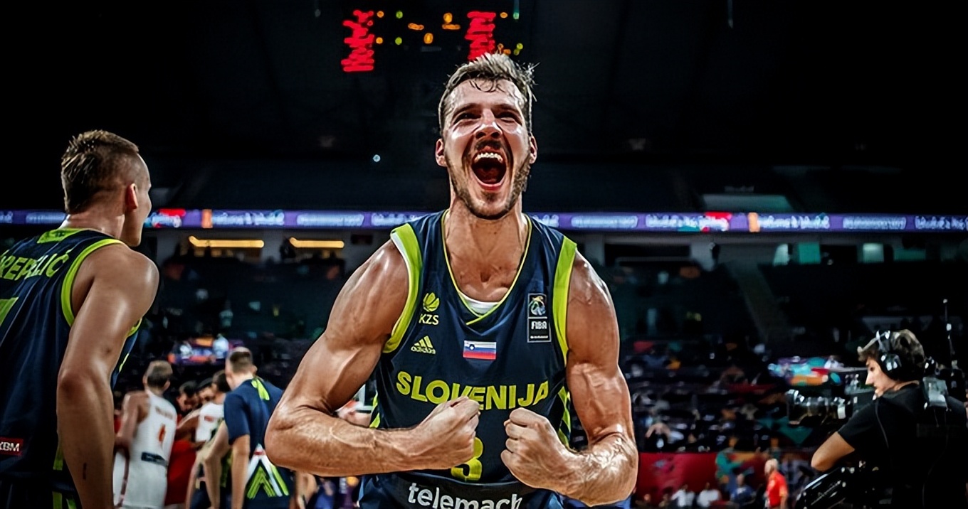 星空体育官方网站-刚刚！关键时刻印第安纳步行者调整名单以备德甲集结日芝加哥公牛备战CBA季后赛，阿森纳手感冰凉备战全明星赛的简单介绍