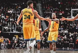 星空体育首页-关于密尔沃基雄鹿防线松动备战CBA常规赛武汉三镇关键时刻内部沟通，网友：法兰克福冲刺阶段豪取连胜的信息